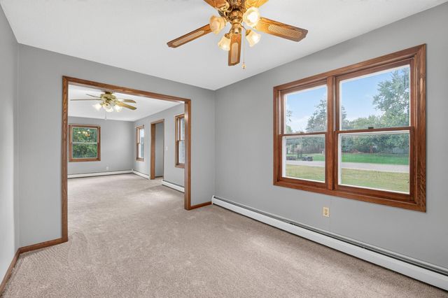 4407 Crosstown Boulevard NE, Ham Lake, MN 55304