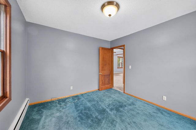 4407 Crosstown Boulevard NE, Ham Lake, MN 55304