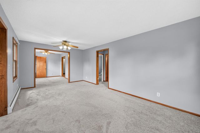4407 Crosstown Boulevard NE, Ham Lake, MN 55304