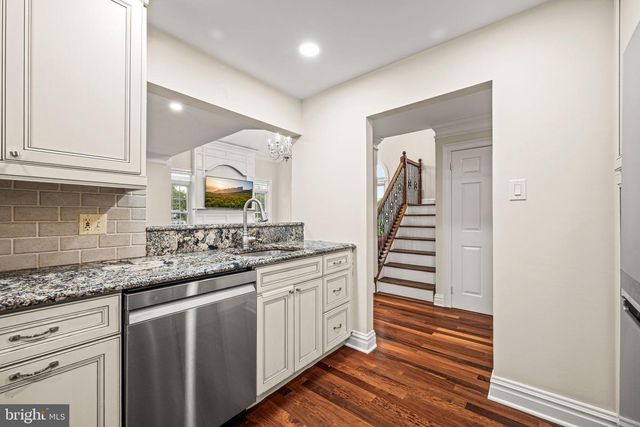 31 TAMARACK CT, Newtown, PA 18940