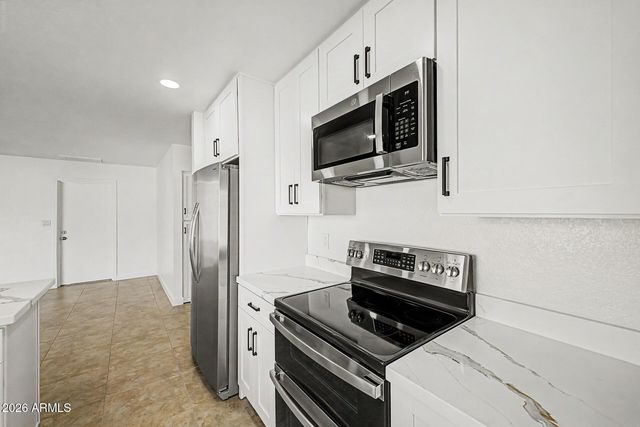 2910 W SANDRA Terrace, Phoenix, AZ 85053