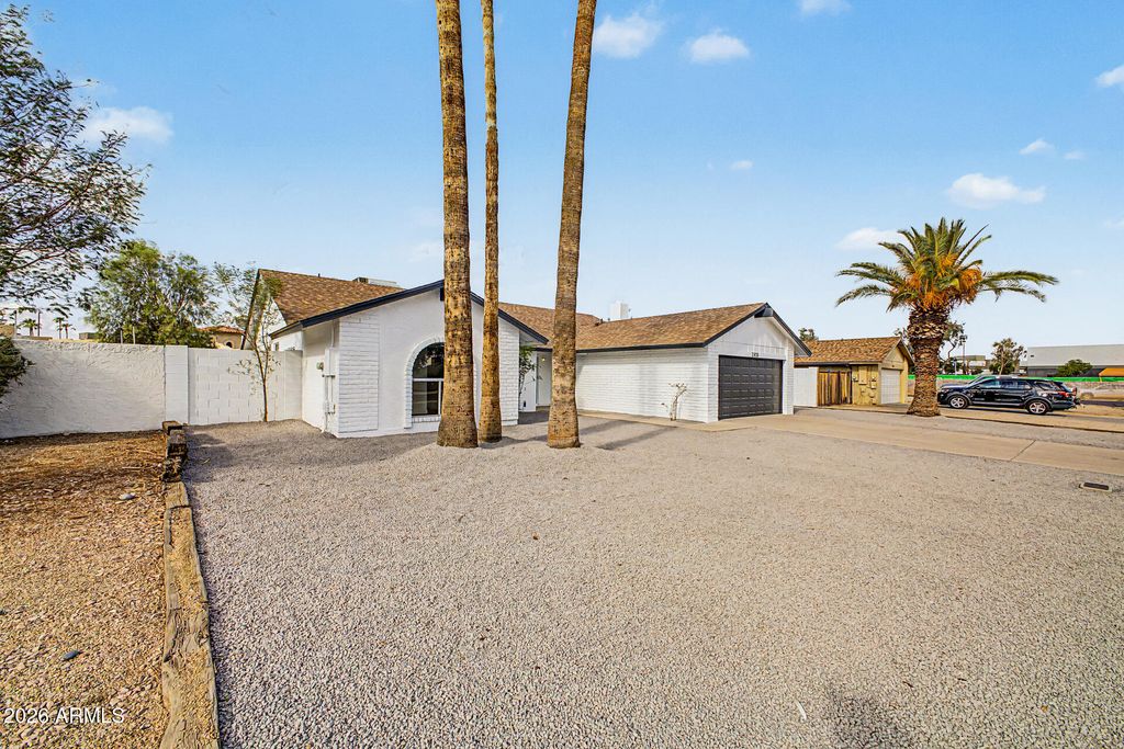 2910 W SANDRA Terrace, Phoenix, AZ 85053