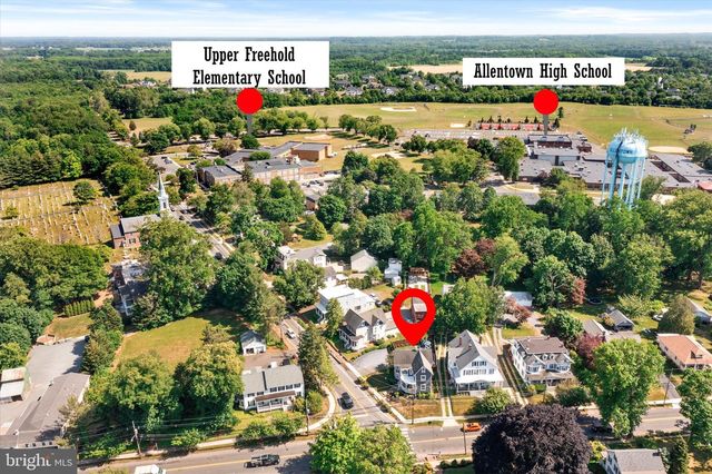 1 HIGH ST, Allentown, NJ 08501
