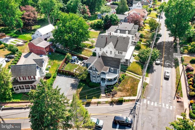 1 HIGH ST, Allentown, NJ 08501