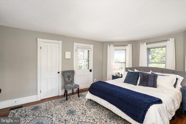 1 HIGH ST, Allentown, NJ 08501
