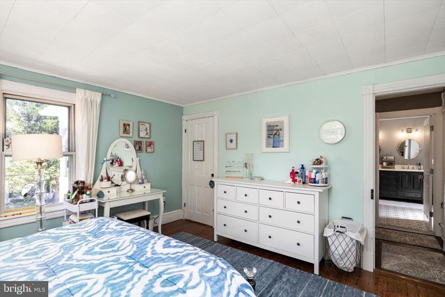 1 HIGH ST, Allentown, NJ 08501