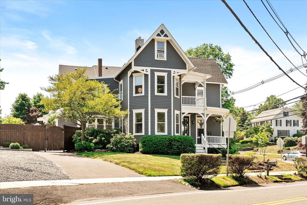 1 HIGH ST, Allentown, NJ 08501