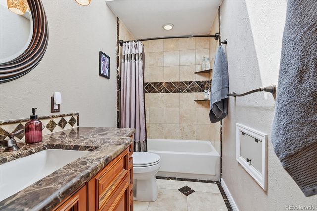 8390 W Harvard Drive, Lakewood, CO 80227