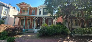 810 W 10TH ST, Wilmington, DE 19801