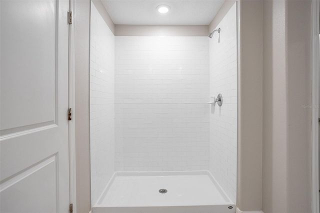 15415 MILLER CREEK DRIVE, Sun City Center, FL 33573