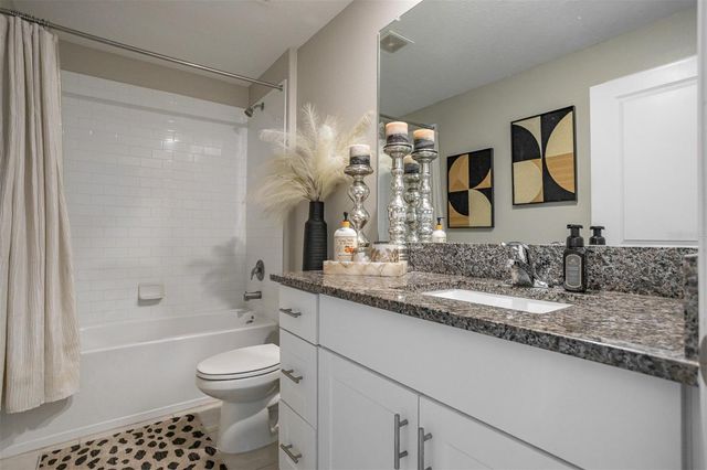 15415 MILLER CREEK DRIVE, Sun City Center, FL 33573