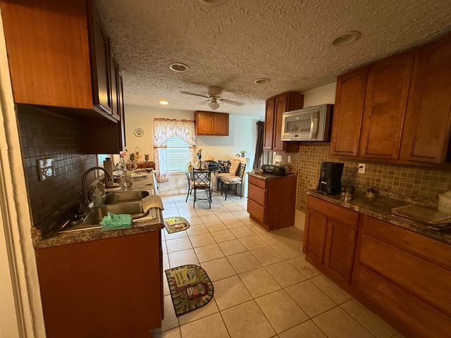 6219 Co. Rd. 15, South Point, OH 45680
