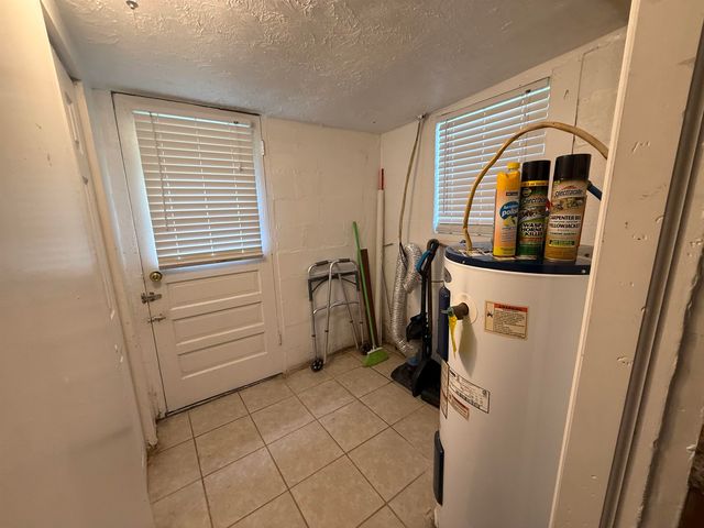6219 Co. Rd. 15, South Point, OH 45680