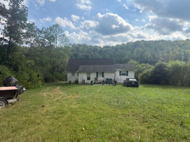 6219 Co. Rd. 15, South Point, OH 45680