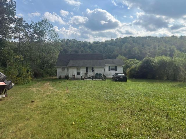 6219 Co. Rd. 15, South Point, OH 45680