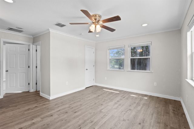 107 S Flower Lane, Chico, TX 76431