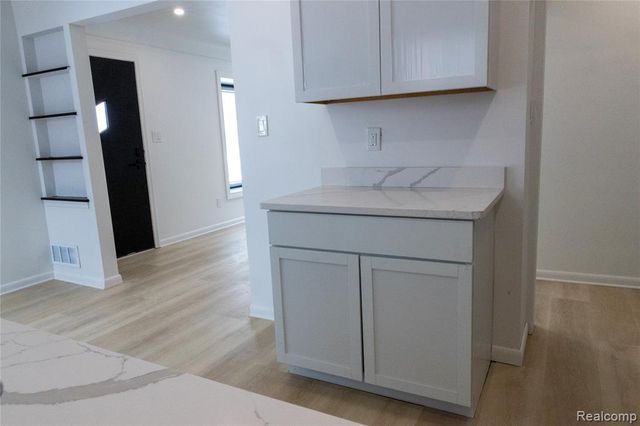 3544 Campbell Street, Dearborn, MI 48124