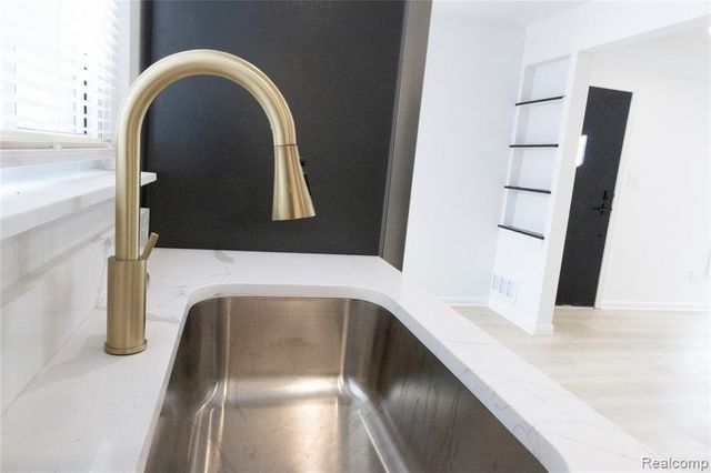 3544 Campbell Street, Dearborn, MI 48124