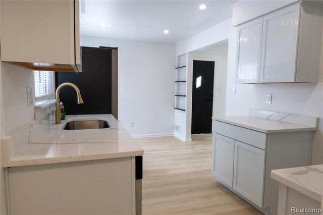 3544 Campbell Street, Dearborn, MI 48124