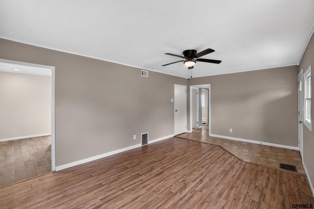 6763 Charles Street, Omaha, NE 68132