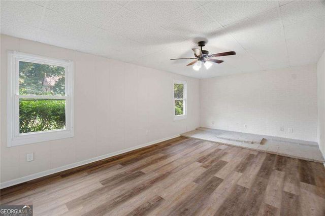 1380 Ashbrook Drive NW, Lawrenceville, GA 30043