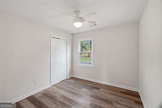 1380 Ashbrook Drive NW, Lawrenceville, GA 30043