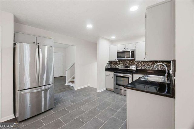 1380 Ashbrook Drive NW, Lawrenceville, GA 30043
