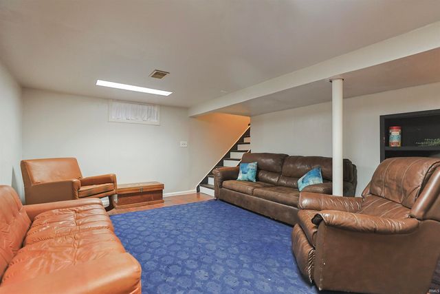 13320 La Salle Avenue, Mishawaka, IN 46545