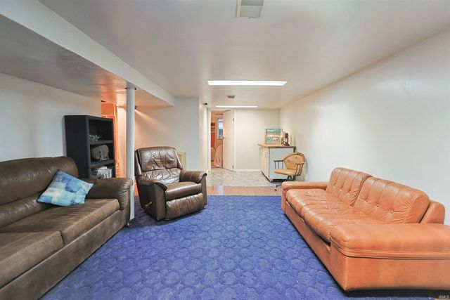 13320 La Salle Avenue, Mishawaka, IN 46545