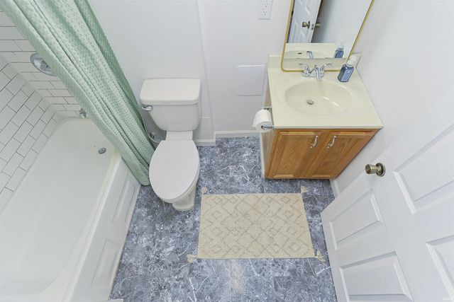 13320 La Salle Avenue, Mishawaka, IN 46545