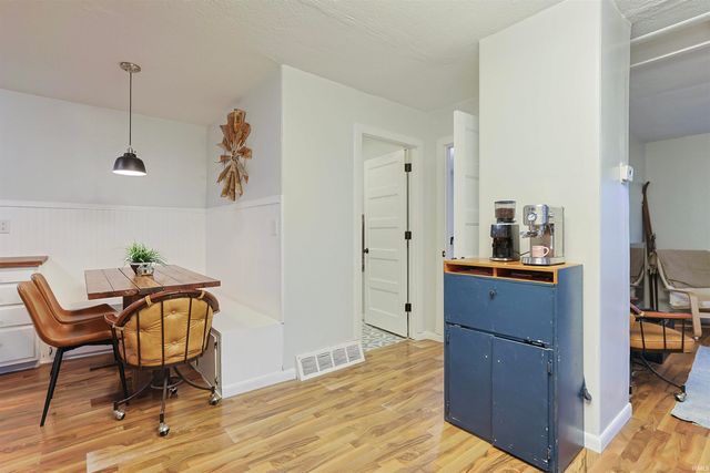 13320 La Salle Avenue, Mishawaka, IN 46545