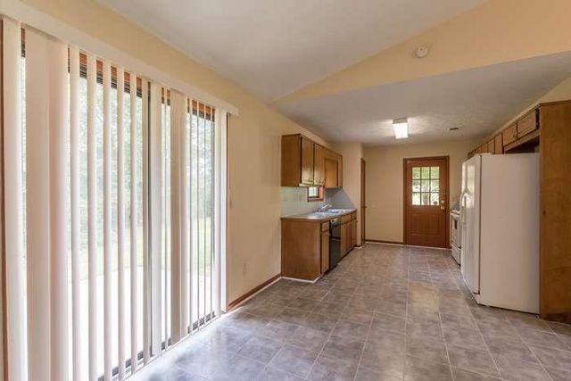 4174 Warren Road, Flowery Branch, GA 30542