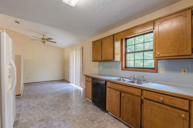 4174 Warren Road, Flowery Branch, GA 30542