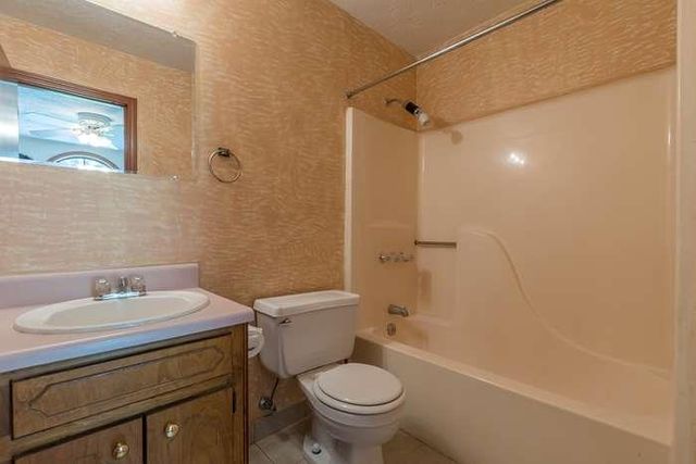 4174 Warren Road, Flowery Branch, GA 30542