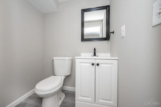 1476 Foxwood Drive, North College Hill, OH 45231