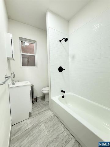 124 Washington Avenue B, Belleville, NJ 07109