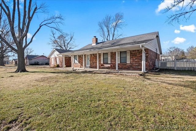 10839 E 109th Place N, Owasso, OK 74055