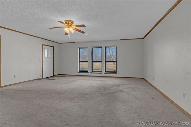 10839 E 109th Place N, Owasso, OK 74055