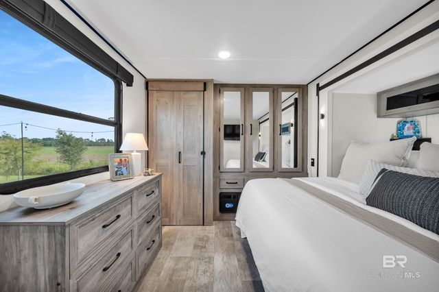 815 Vacation Circle, Foley, AL 36535