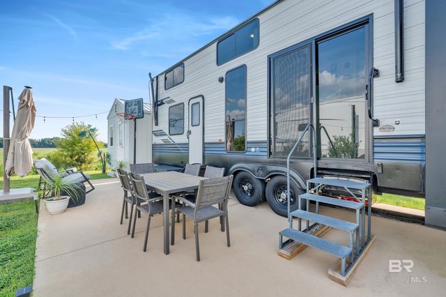 815 Vacation Circle, Foley, AL 36535