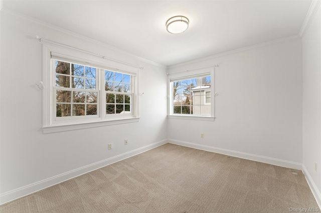 14 Wakefield Road, Scarsdale, NY 10583