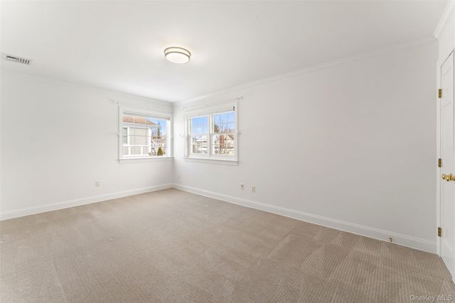 14 Wakefield Road, Scarsdale, NY 10583