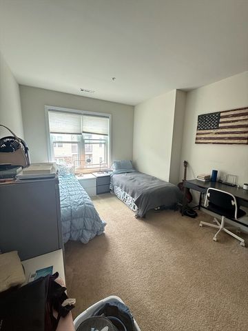 120 University Ave 2301, Westwood, MA 02090