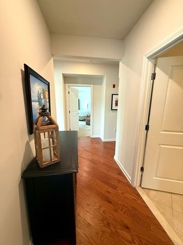 120 University Ave 2301, Westwood, MA 02090