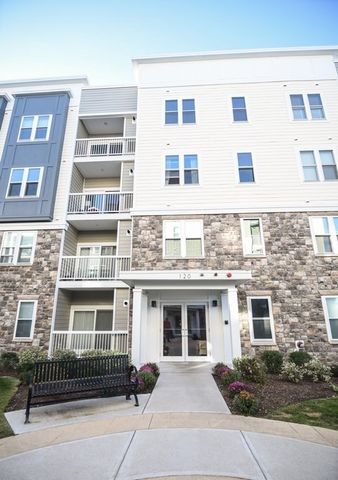 120 University Ave 2301, Westwood, MA 02090