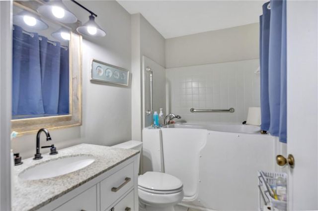 2095 Salerno Drive, Conyers, GA 30012