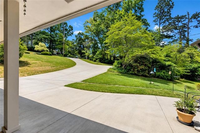 2095 Salerno Drive, Conyers, GA 30012