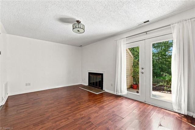 301 Village Lane F, Greensboro, NC 27409