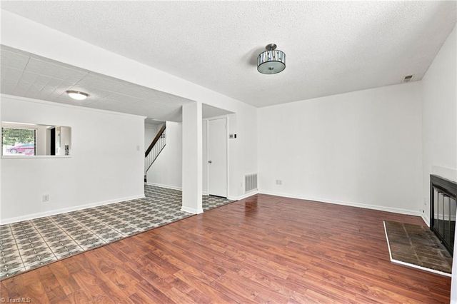 301 Village Lane F, Greensboro, NC 27409