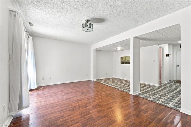 301 Village Lane F, Greensboro, NC 27409